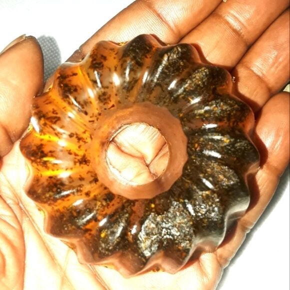 Handcrafted Honey and Matcha doughnut shaped soap bar 1pc - Picture 4 of 12